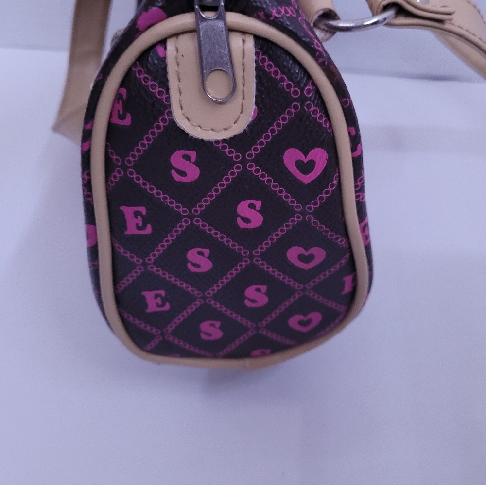 Princess Hand Bag - Picture 3 of 14